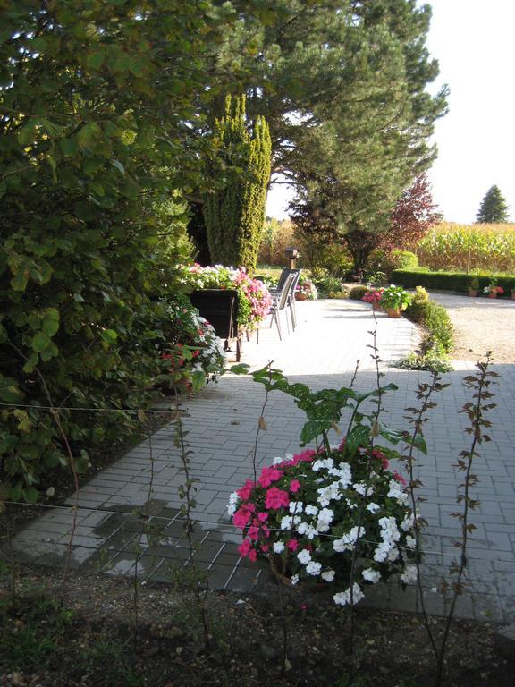 B&B Het Uilennest Bocholt Экстерьер фото